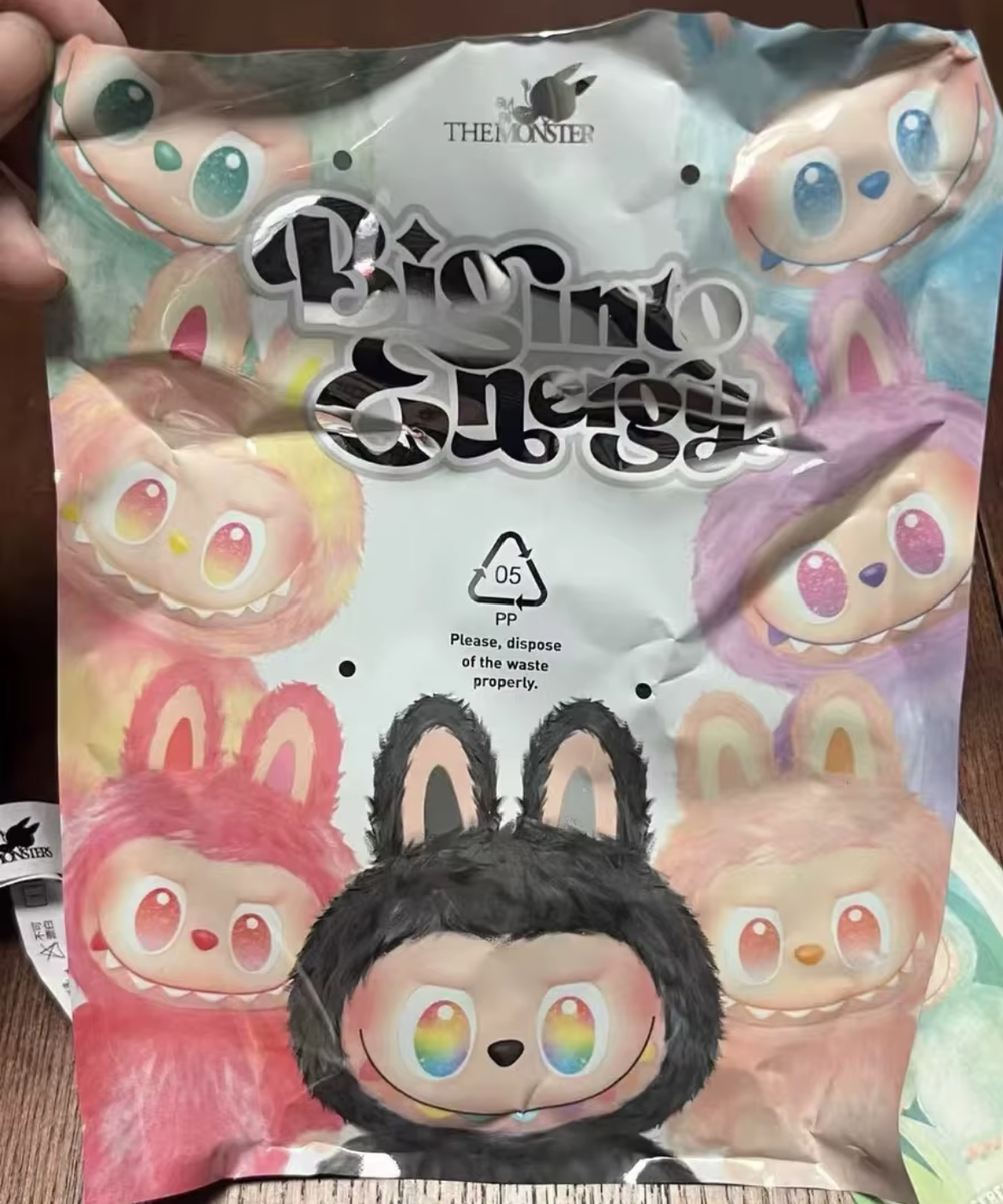 LABUBU (155mil)